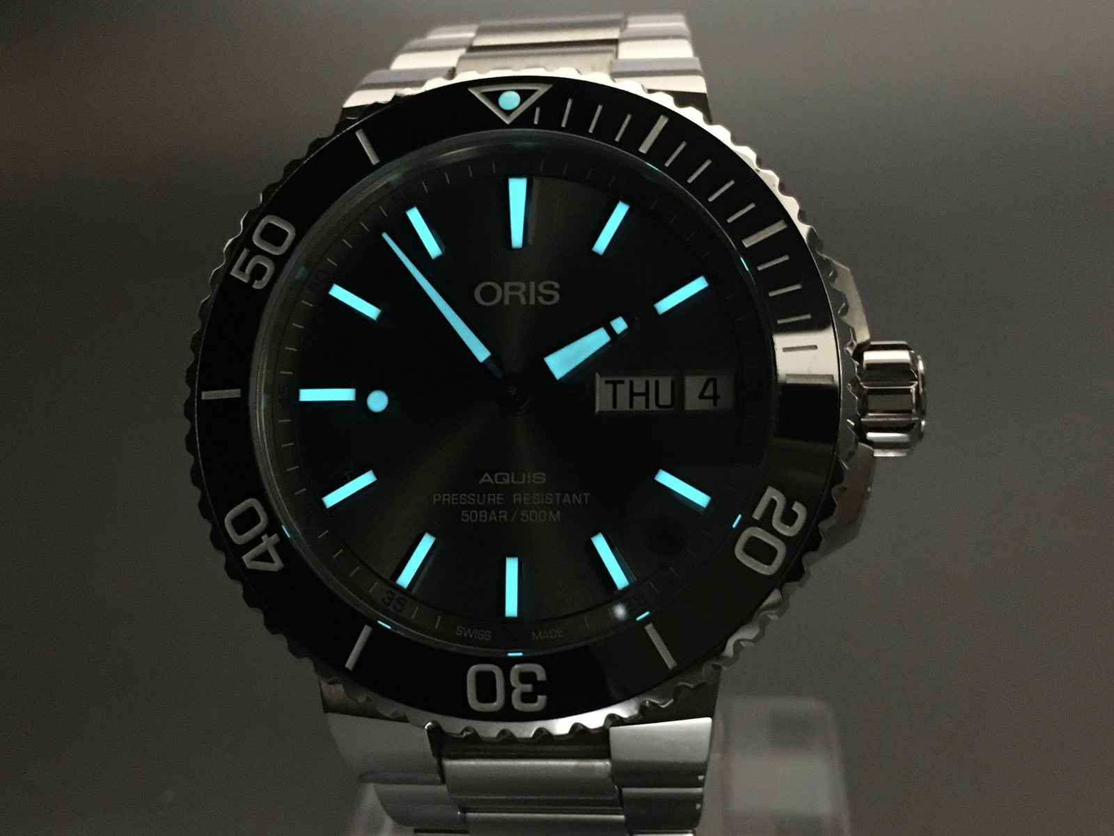 ORIS Aquis 7733 Black Dial Automatic Day/Date Men's Watch 45mm JAPAN