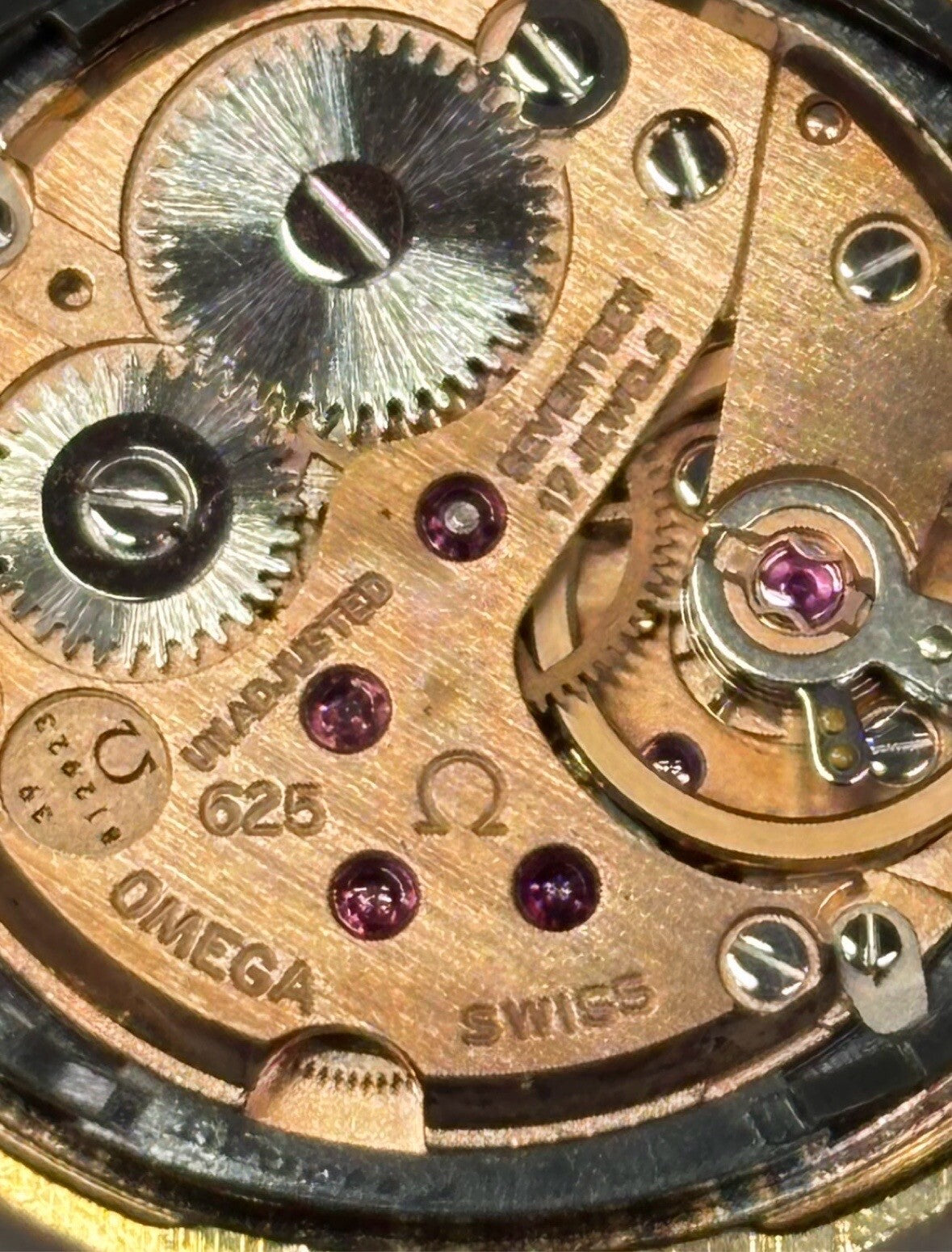 6934360