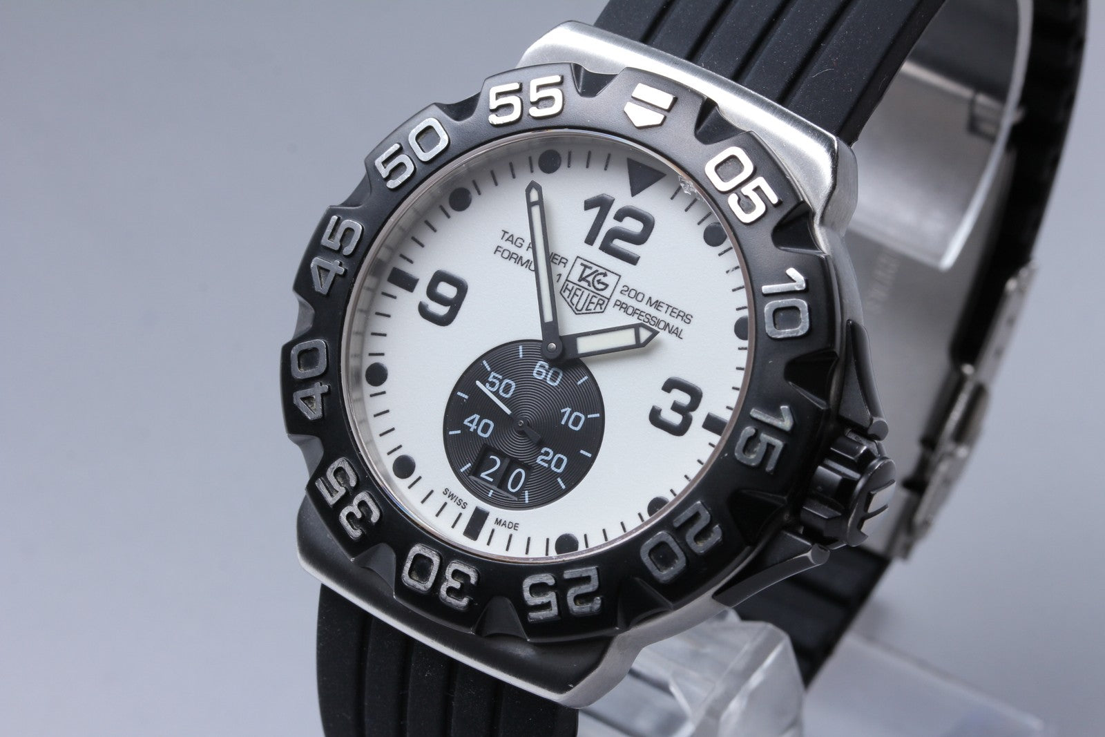 Exc+5* Tag Heuer Formula 1 WAH1011.BA0854 White Quartz Men's Watch 44mm JAPAN