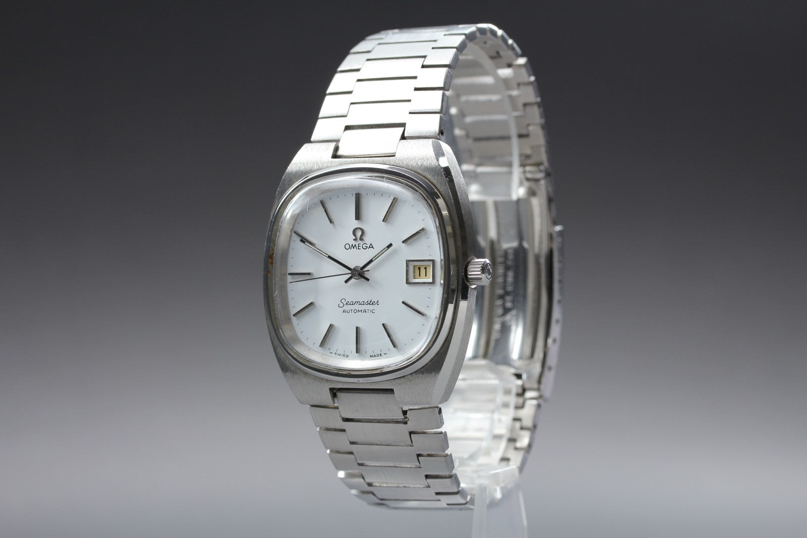 Vintage OMEGA Seamaster 166.0207 Silver Automatic Men's Watch 35mm JAPAN