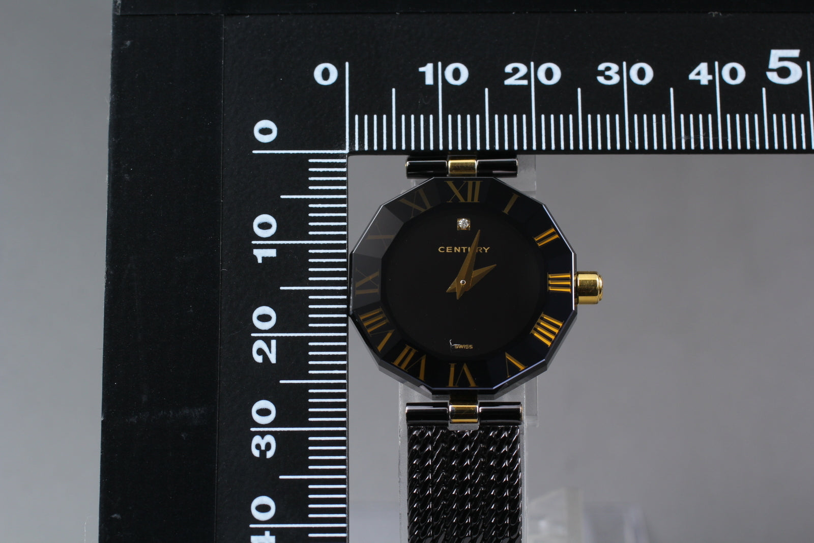 6850015
