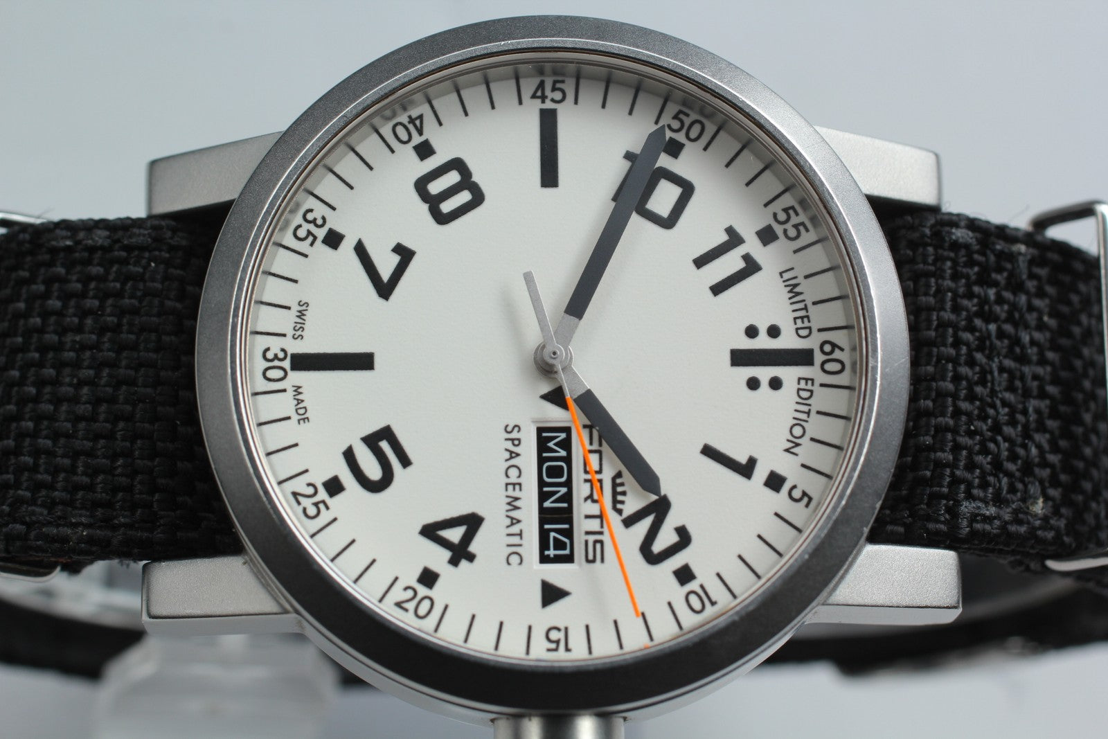 FORTIS Spacematic 623.22.158.1 Limited Edition Automatic Men's Watch 40mm JAPAN