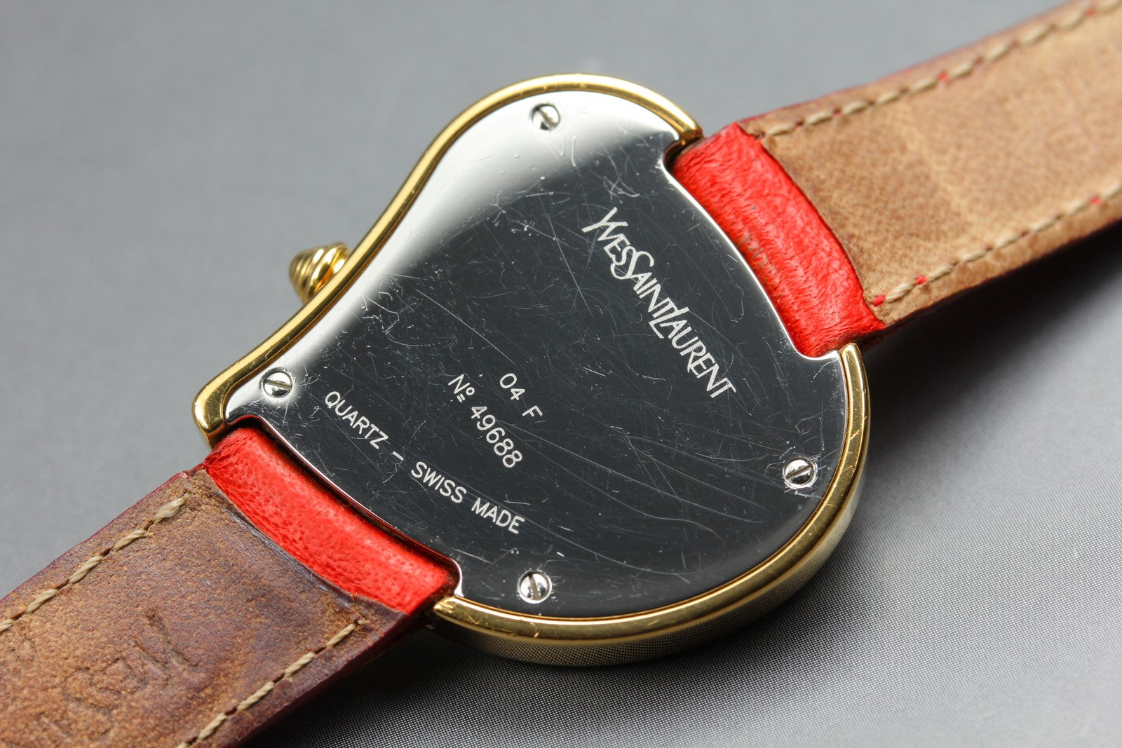 Vintage Yves Saint Laurent Heart Gold Red Leather 30mm Women's Watch Quartz