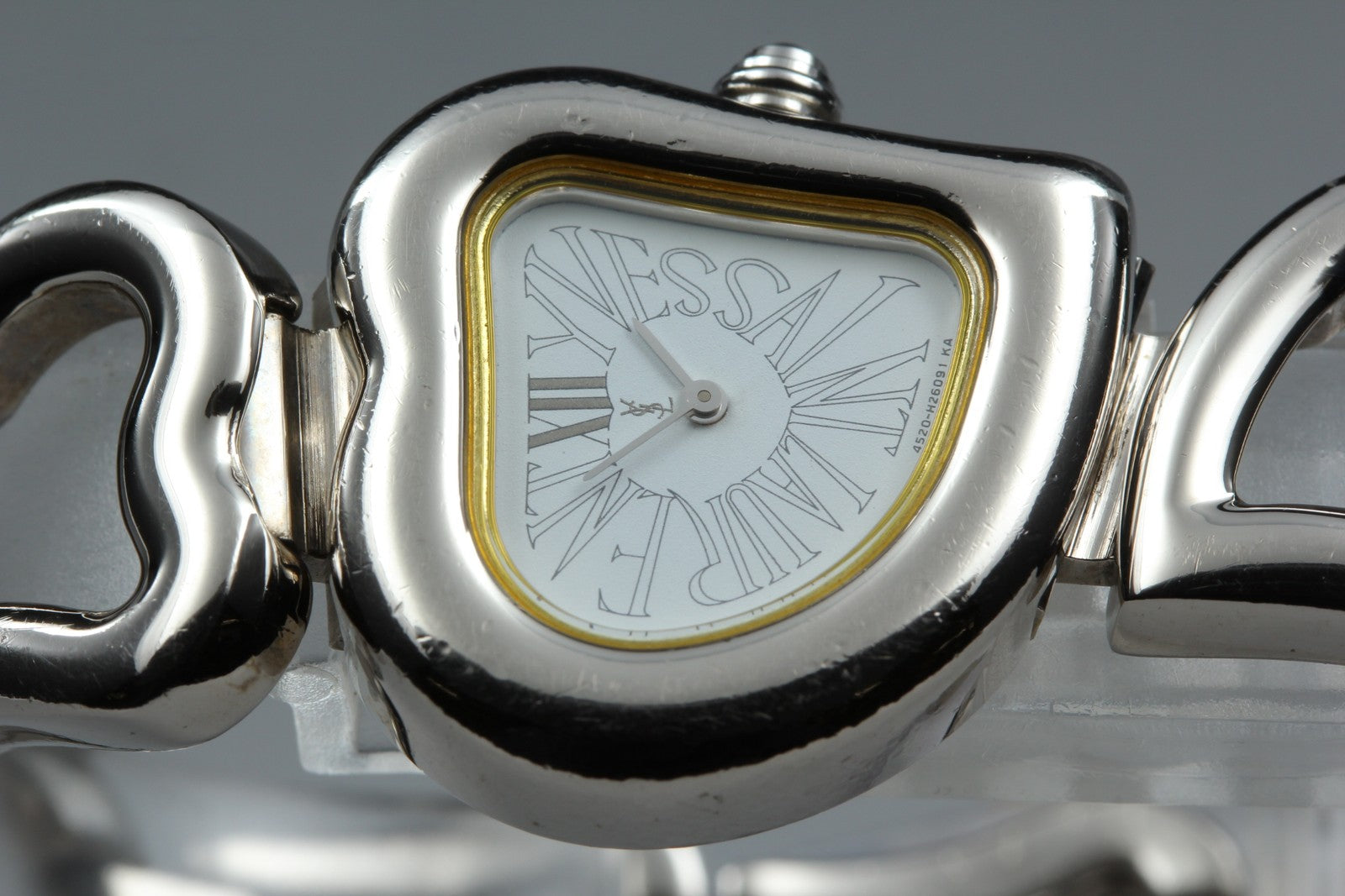 Yves Saint Laurent Heart Silver 4520-H15556 24mm Women's Watch Quartz Vintage