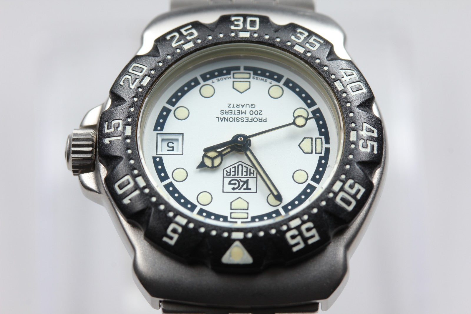 Vintage TAG Heuer Formula 1 WA1418 White Quartz Women's Watch 28mm From JAPAN