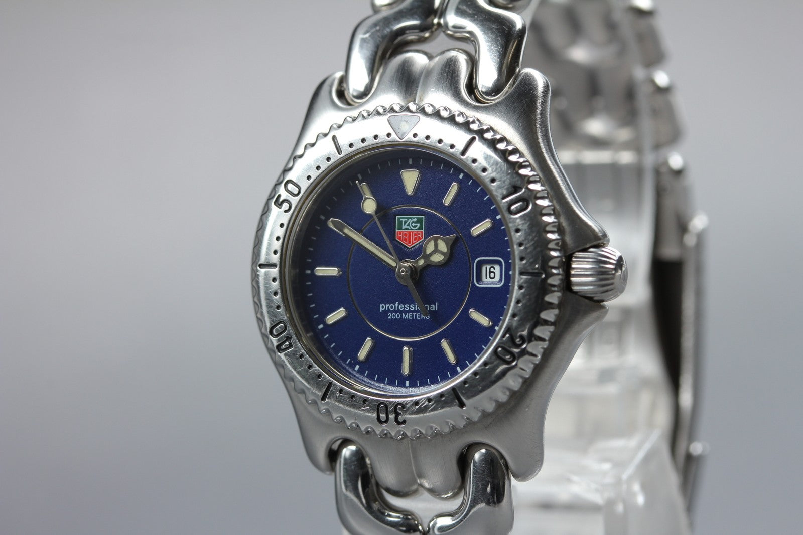 TAG HEUER SEL Professional WG131A Quartz Blue Dial Women's Watch 28mm From JAPAN