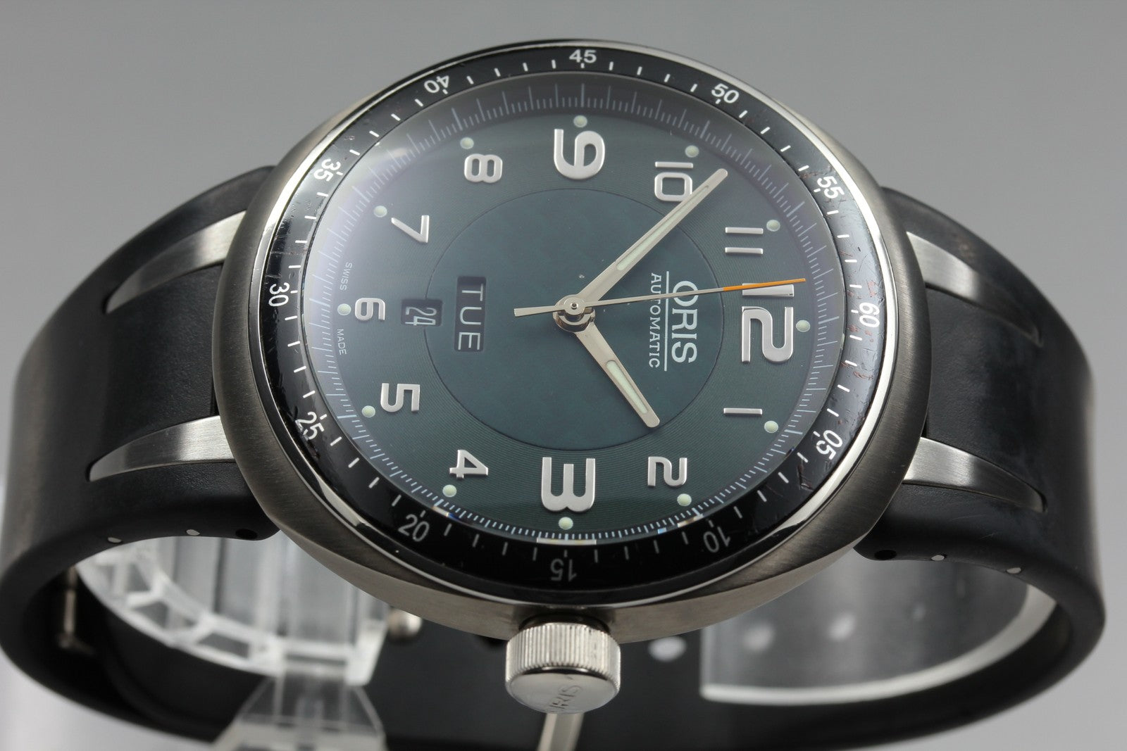 ORIS TT3 7589 Day Date Titanium Green Dial Black 44mm Automatic Men's Watch