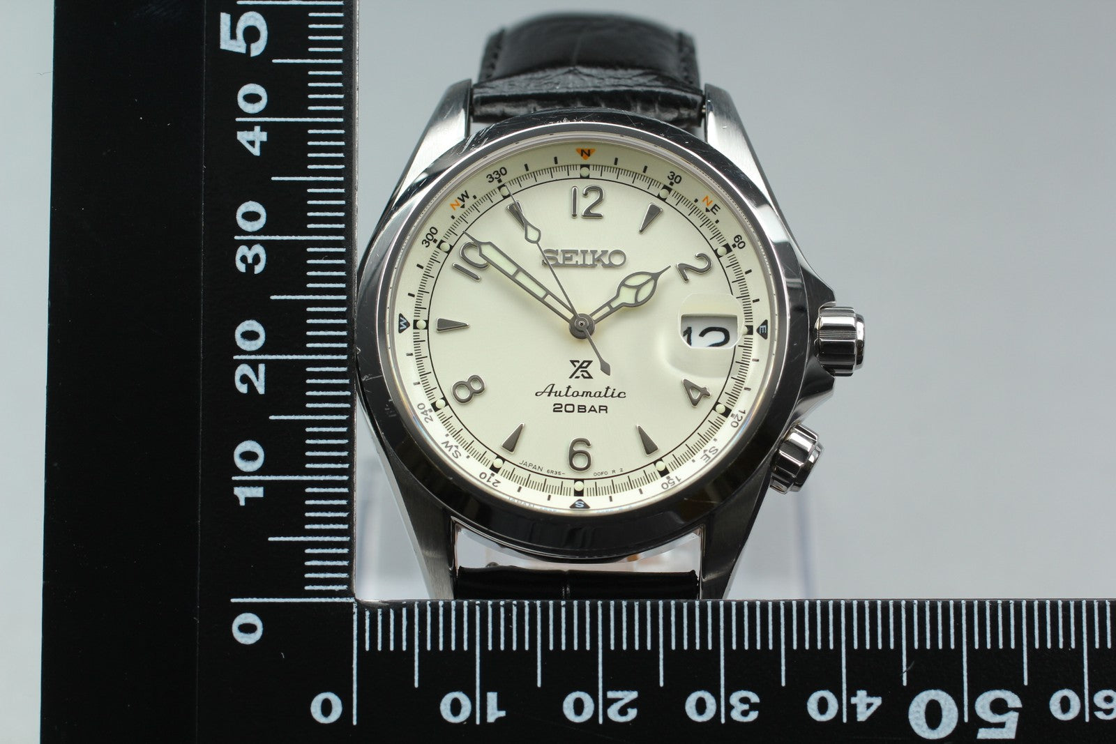 7969498