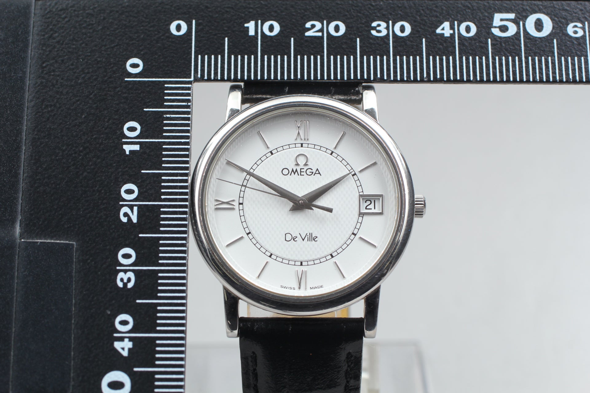 OMEGA De Vill Prestige 7814.31 Quartz White Dial Date Men's Watch JAPAN