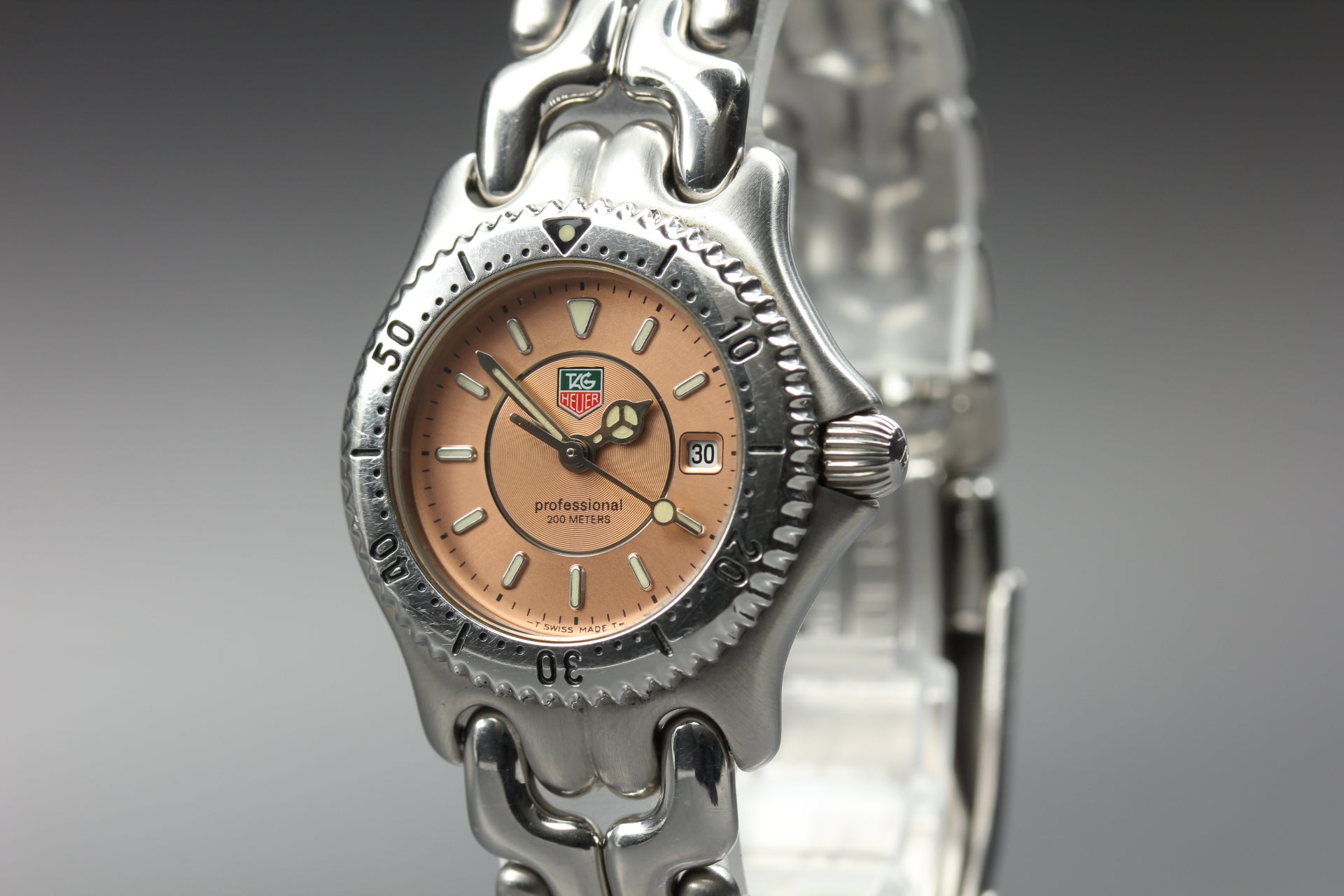 Vintage TAG HEUER SEL WG131D Quartz Pink Dial Women's Watch 28mm JAPAN Box