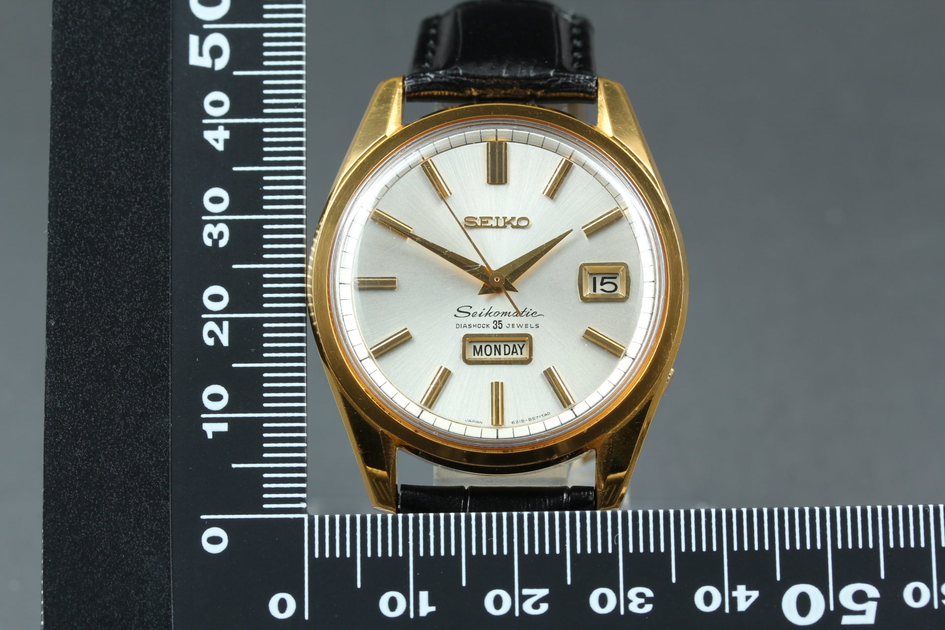 Vintage SEIKO Seikomatic Weekdater 6218-8971 Automatic Men's Watch 37mm JAPAN
