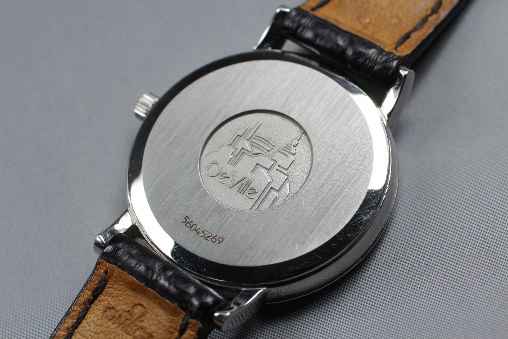 Vintage OMEGA De Ville 7824.21.01 Quartz White Dial Women's Watch 27mm JAPAN