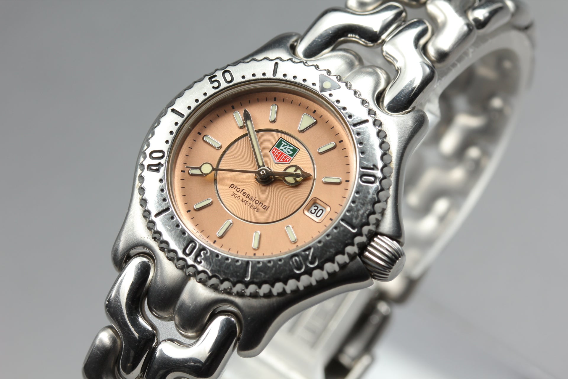 Vintage TAG HEUER SEL WG131D Quartz Pink Dial Women's Watch 28mm JAPAN Box