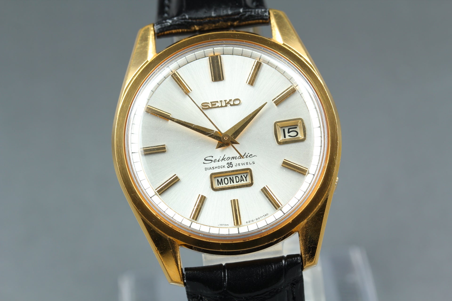 Vintage SEIKO Seikomatic Weekdater 6218-8971 Automatic Men's Watch 37mm JAPAN