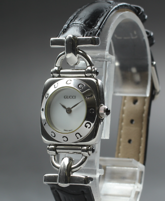 [Exc+5 w/Box] GUCCI Horsebit 6300L Silver*Black Woman's Quartz Watch From JAPAN