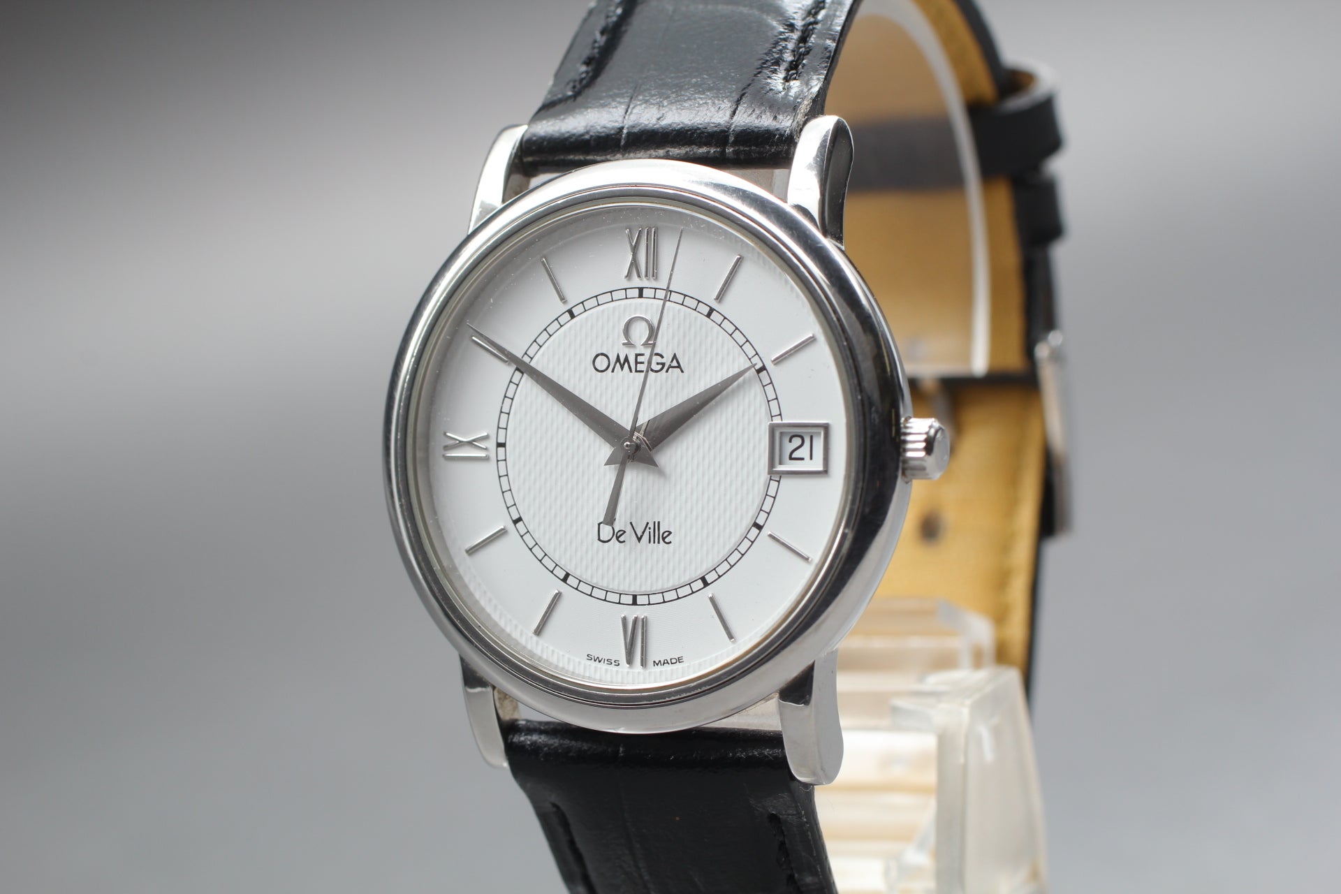OMEGA De Vill Prestige 7814.31 Quartz White Dial Date Men's Watch JAPAN