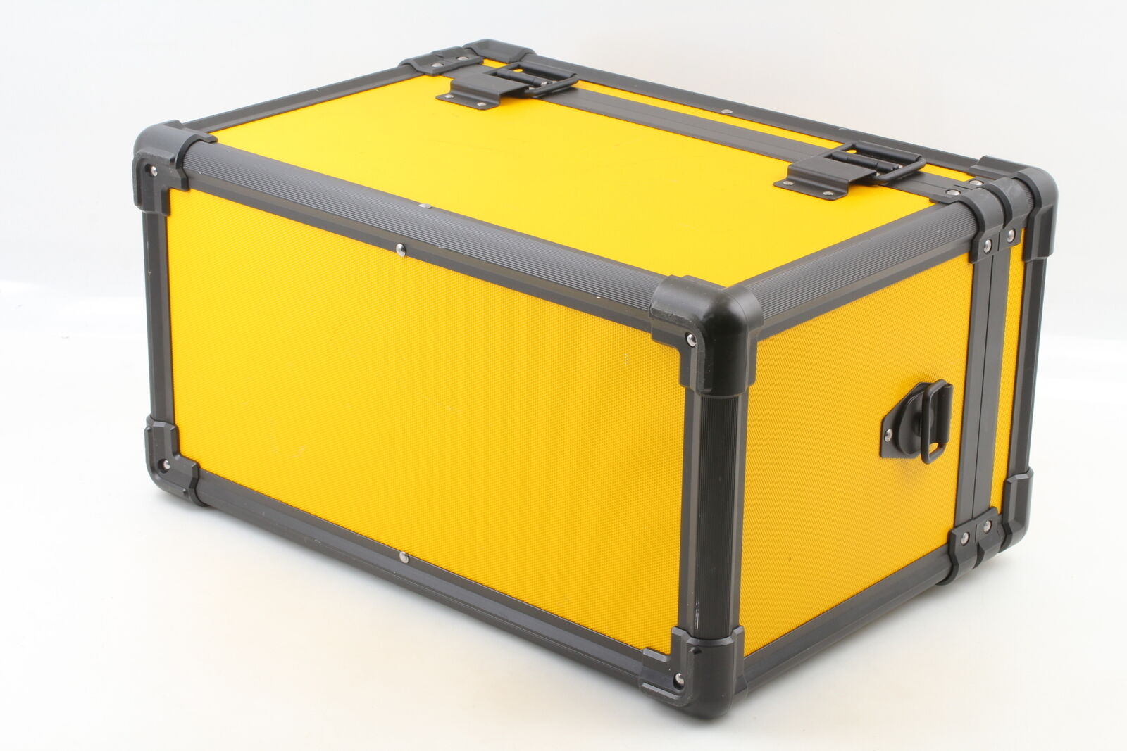 [Exc+5] Rare Nikon Vintage Yellow Hard Aluminum Camera Trunk Case From JAPAN