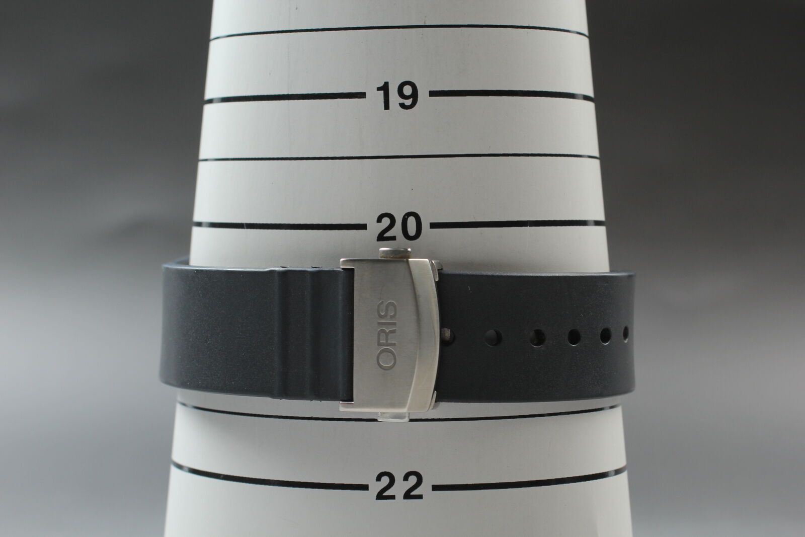 [Near MINT-] ORIS TT3 7589 Day Date Titanium Green Automatic Men's Watch JAPAN