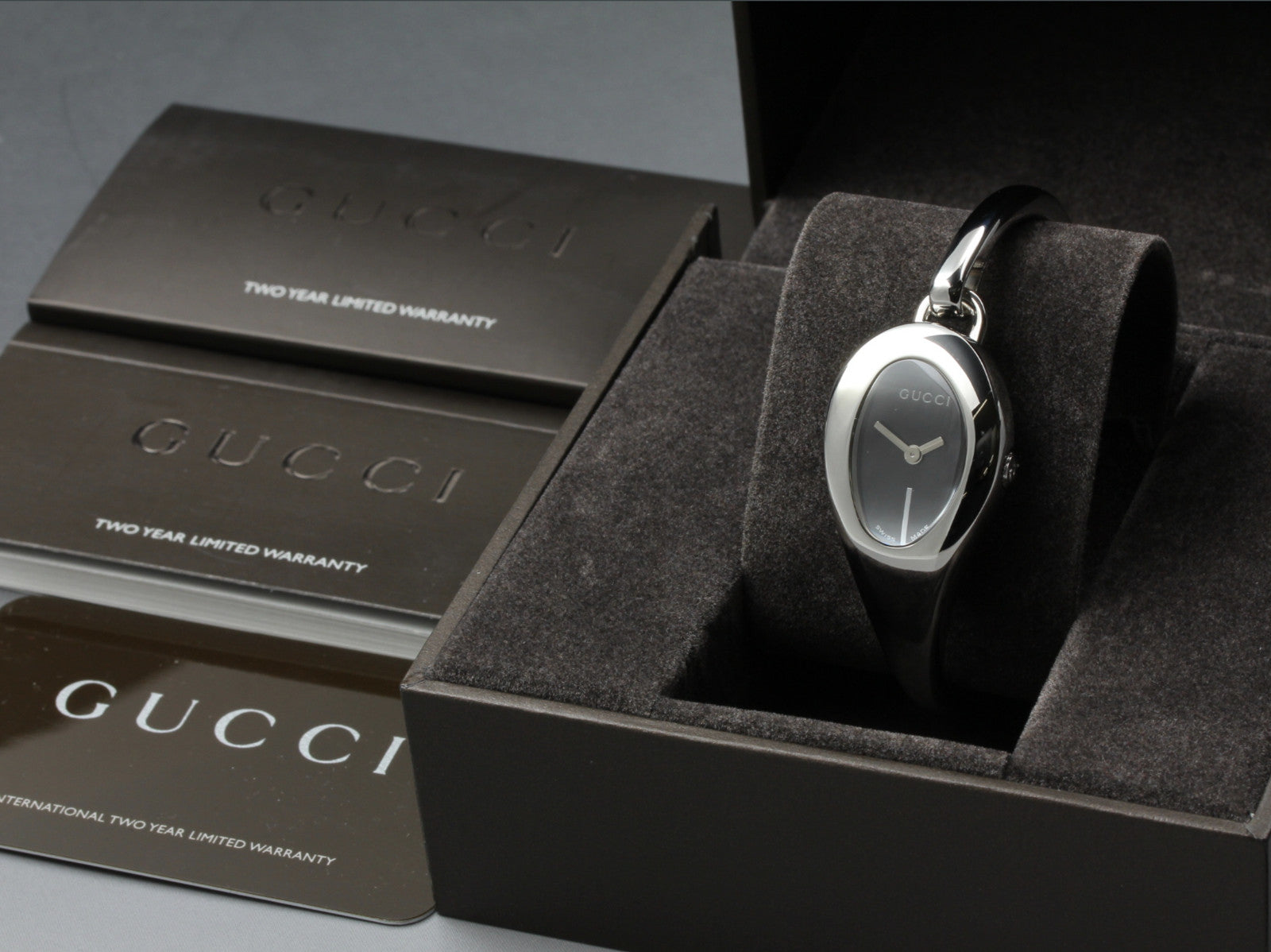 [Near MINT Box] Gucci 103 Horsebit Black Dial Silver 21 mm Woman's Quartz Watch