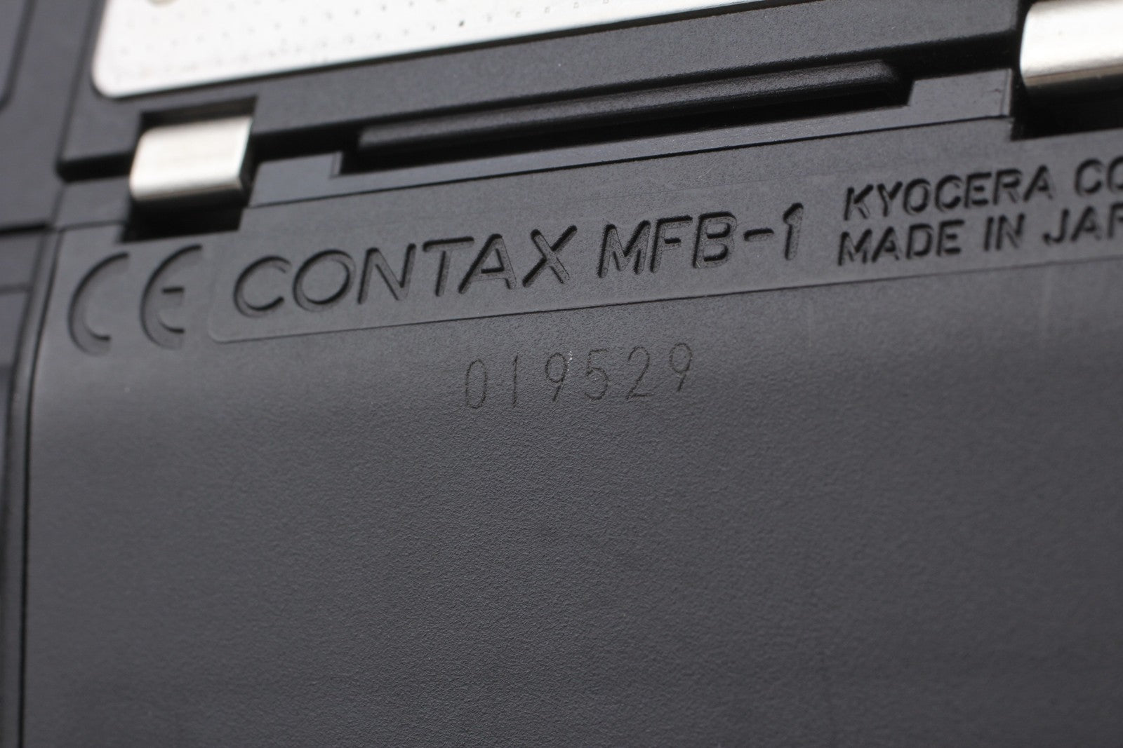 [Near MINT] CONTAX 645 Film Camera AE Finder MFB-1A 120/220 From JAPAN