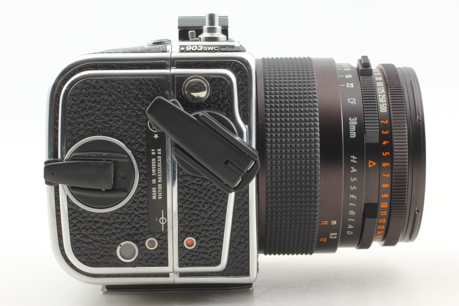 New Leather [MINT w/Finder] Hasselblad 903 SWC Film Camera A16 6x4.5 120 JAPAN