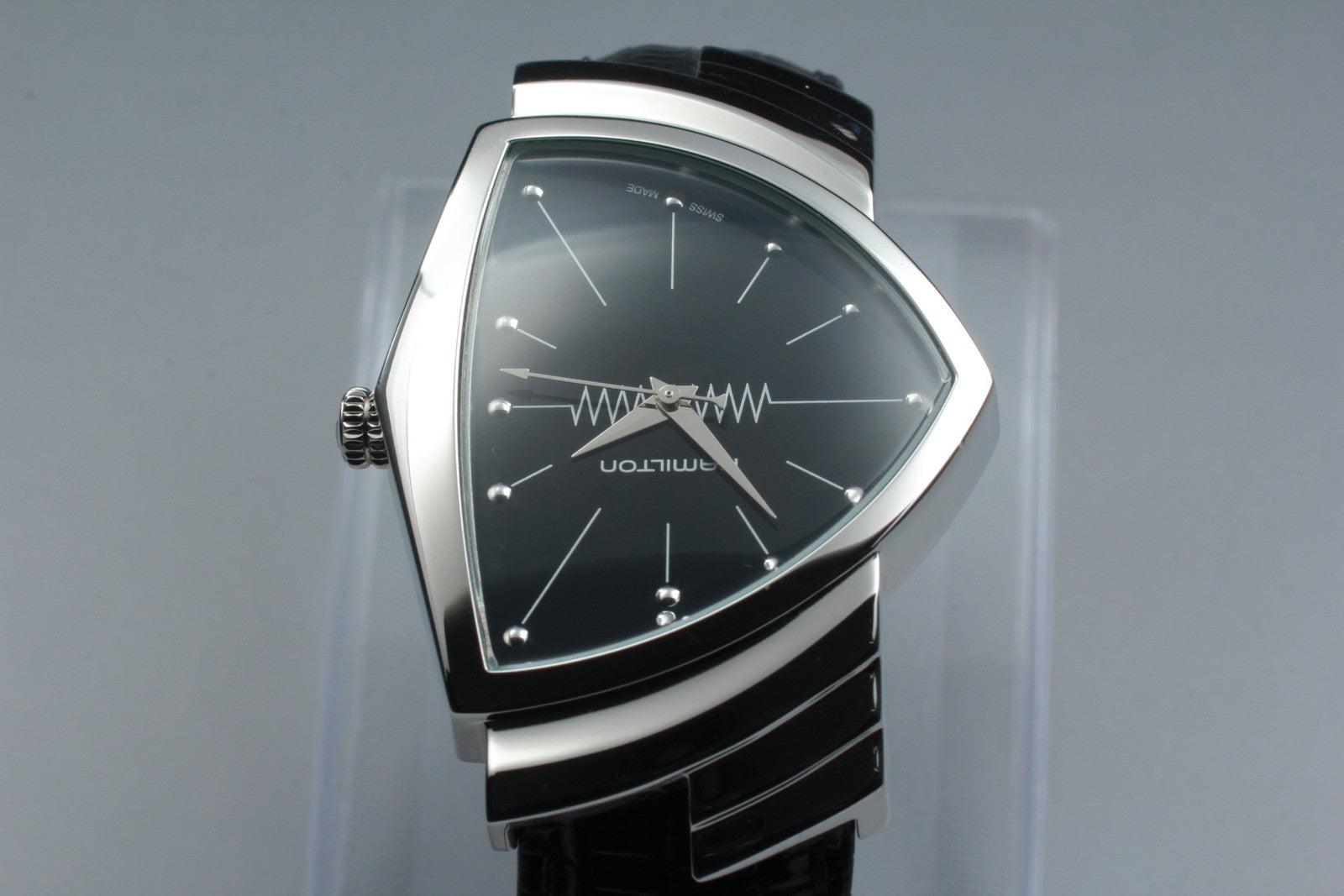 New Batt[N MINT]Box HAMILTON Ventura H244112 Black Men's Quartz Watch 32mm JAPAN