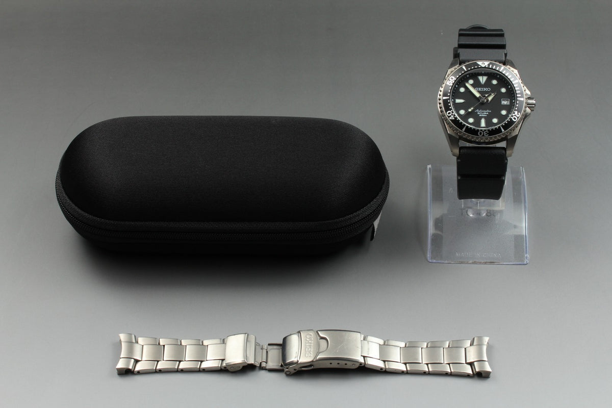 SEIKO Prospex Diver Scuba 6R15-01D0 Automatic Black Men's Watch 42mm From JAPAN