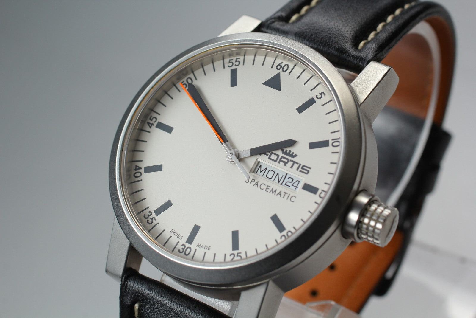 FORTIS Spacematic 623.22.158.1 Automatic Day/Date Men's Watch 40mm JAPAN Box