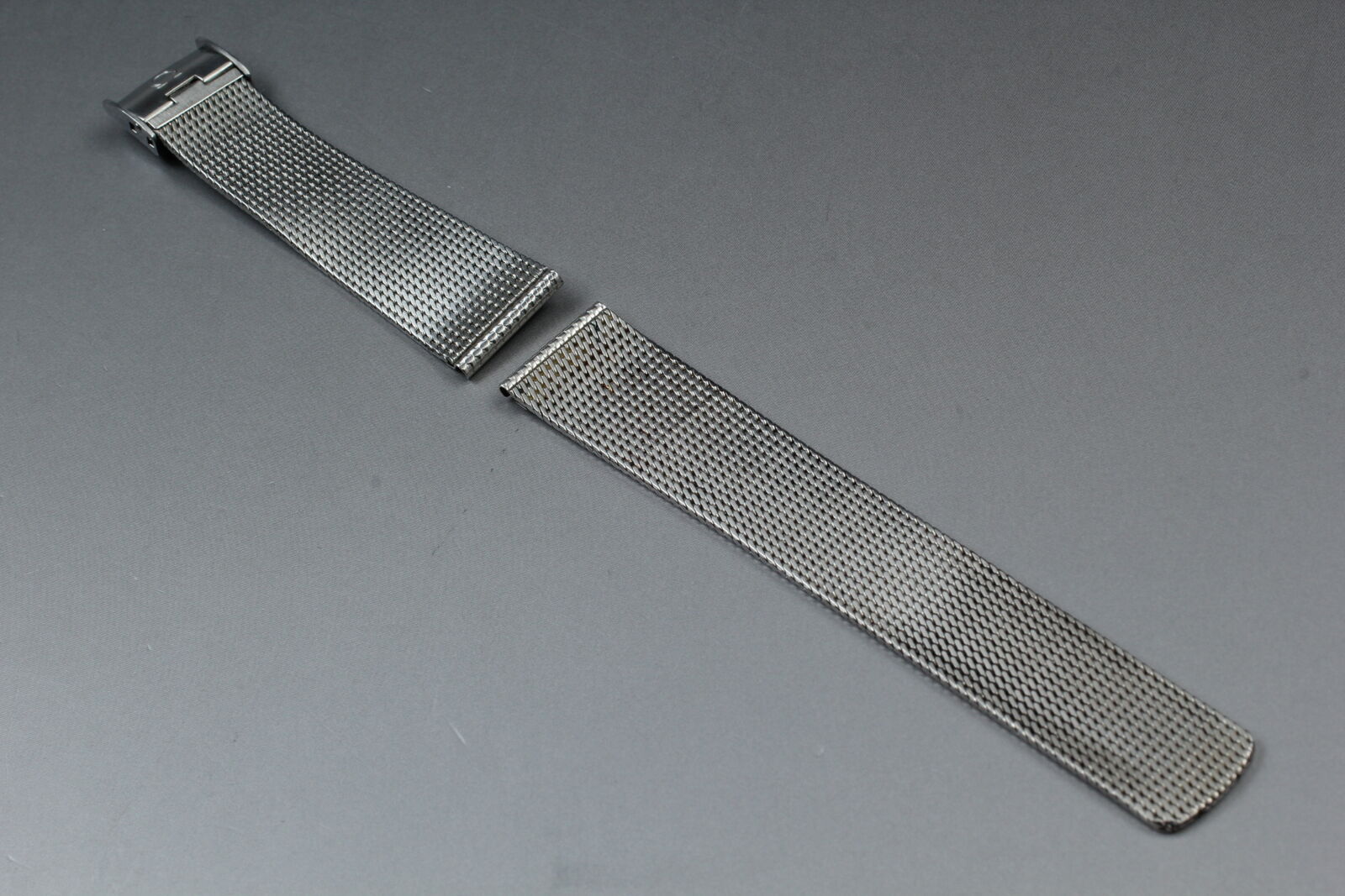 5409233