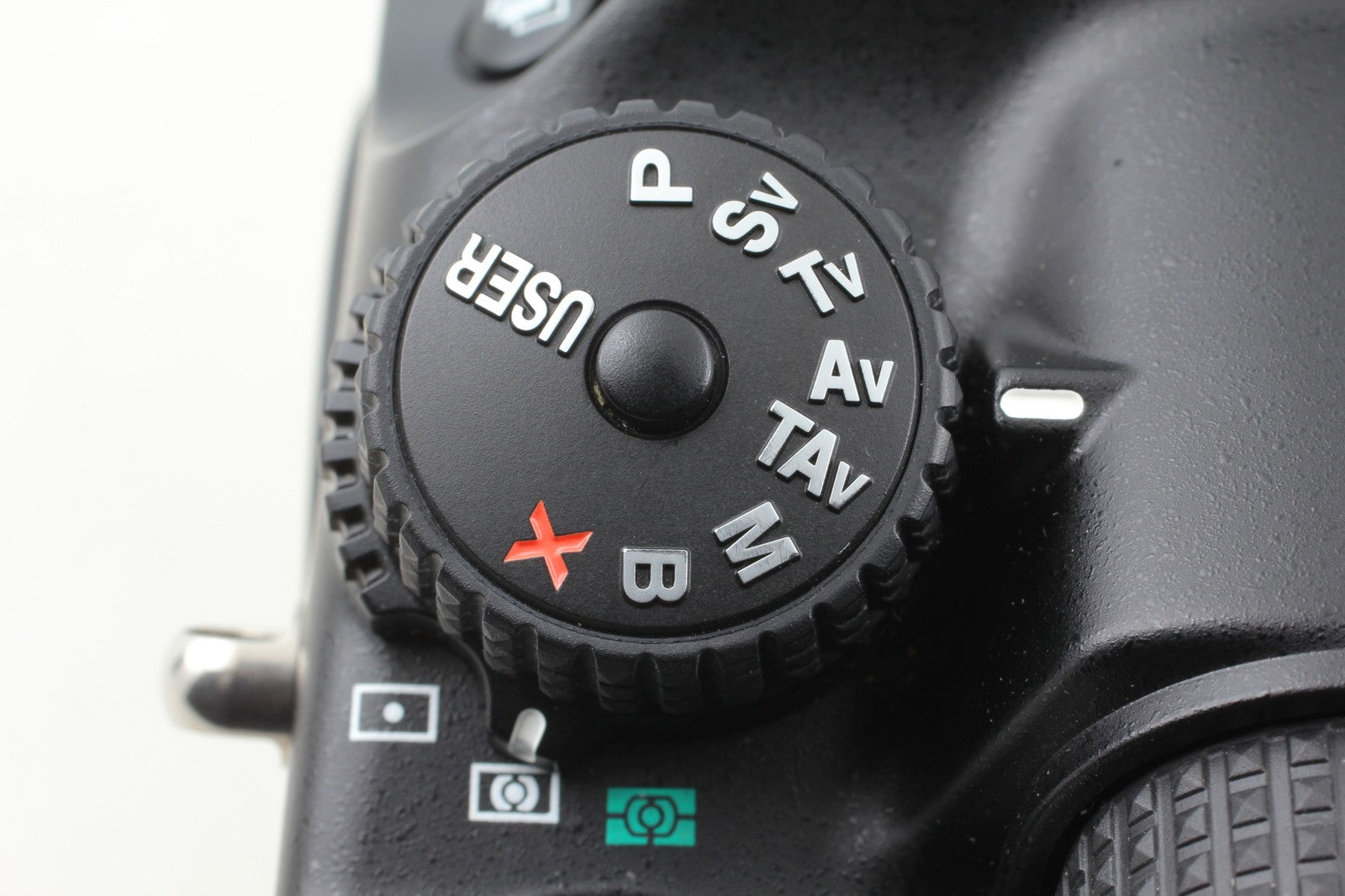 Only 1844 shots / Latest Firmware [MINT] Pentax 645D 40 MP Digital Camera JAPAN