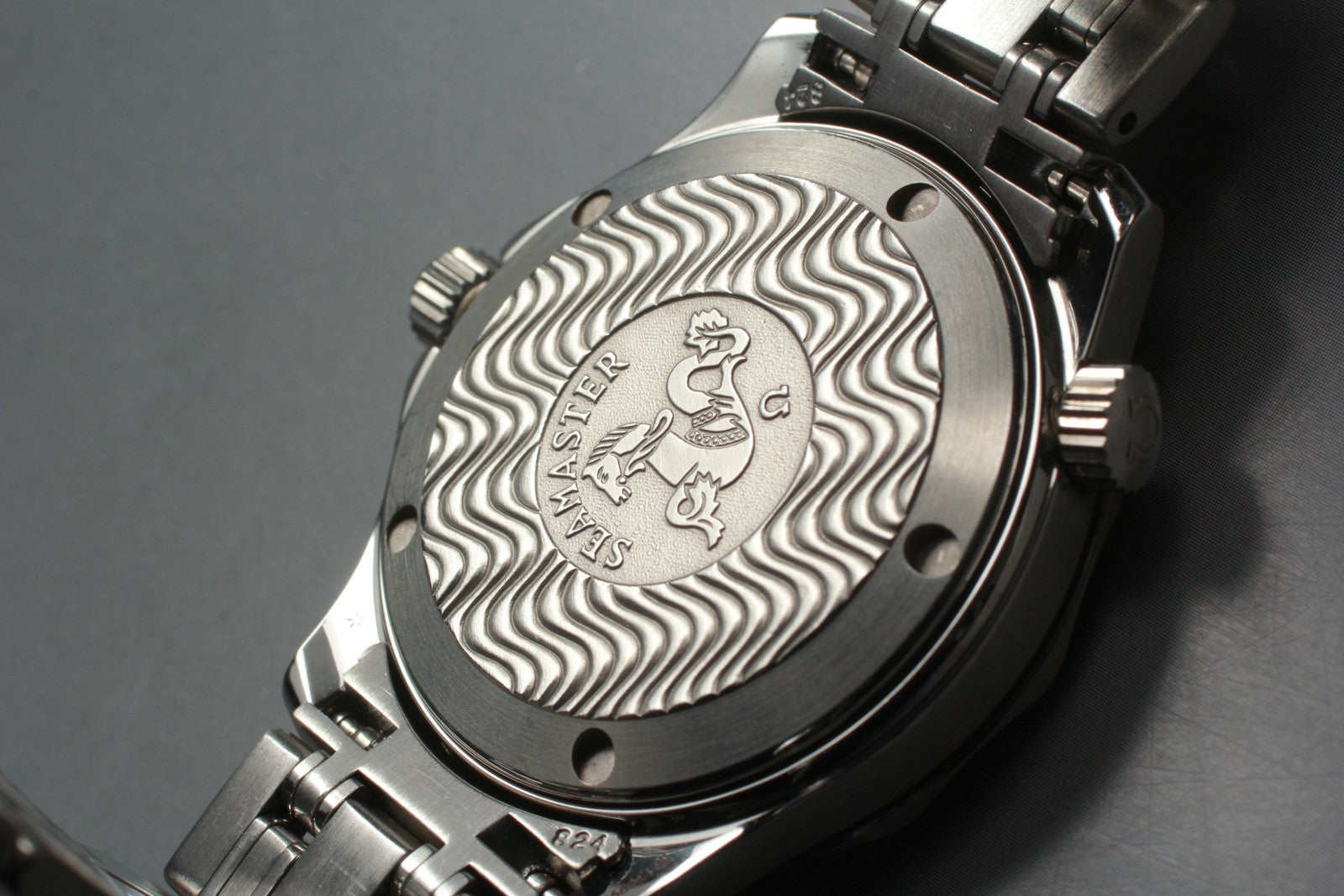 New Batt[Exc+5] OMEGA Seamaster Professional 2562.8 Quartz Men's Watch 37mm JP