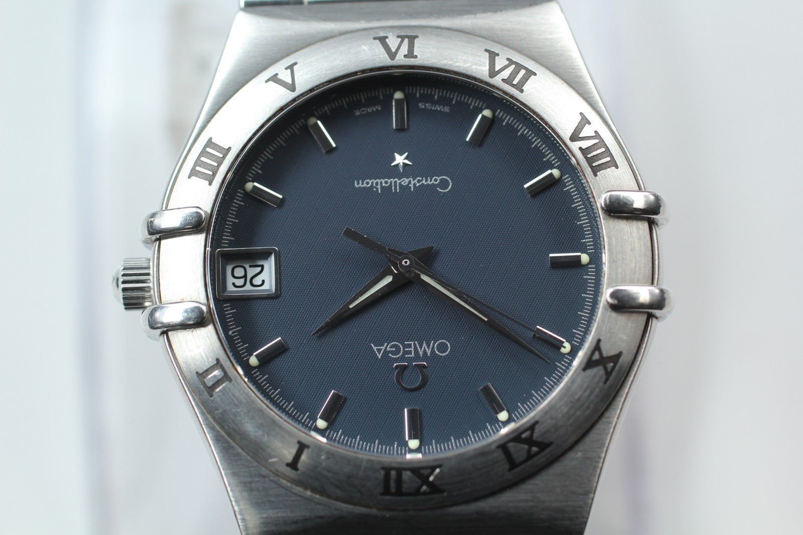 New Batt Vintage OMEGA Constellation Cal.1512 Quartz Men's Watch 33mm From JAPAN
