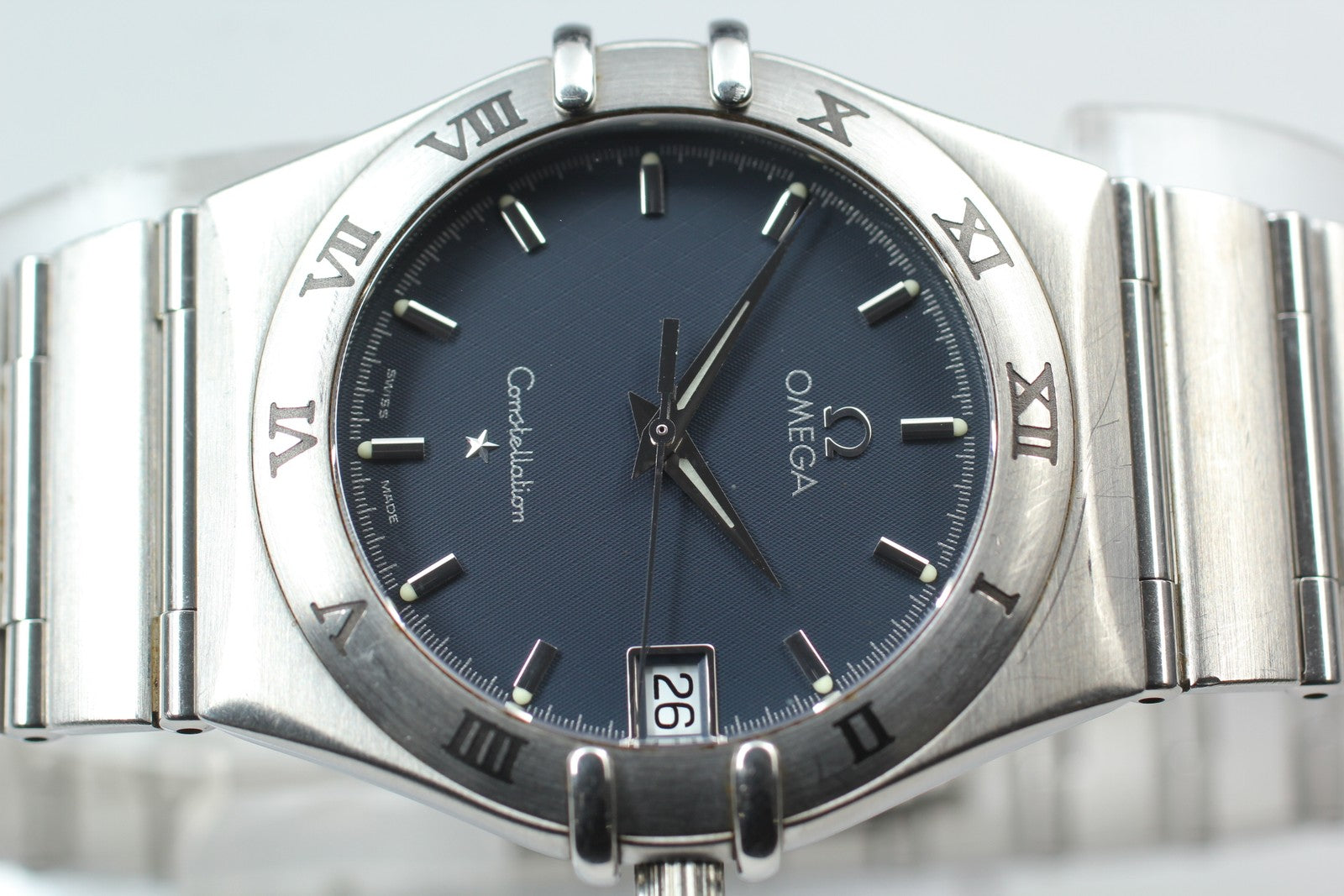 New Batt Vintage OMEGA Constellation Cal.1512 Quartz Men's Watch 33mm From JAPAN