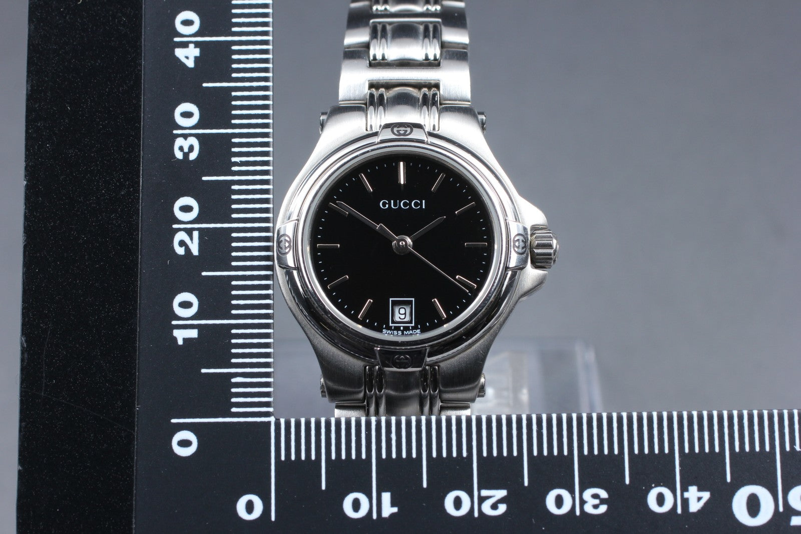 Vintage [Near MINT- Box] Gucci 9040L Black Dial Silver Women’s Quartz Watch