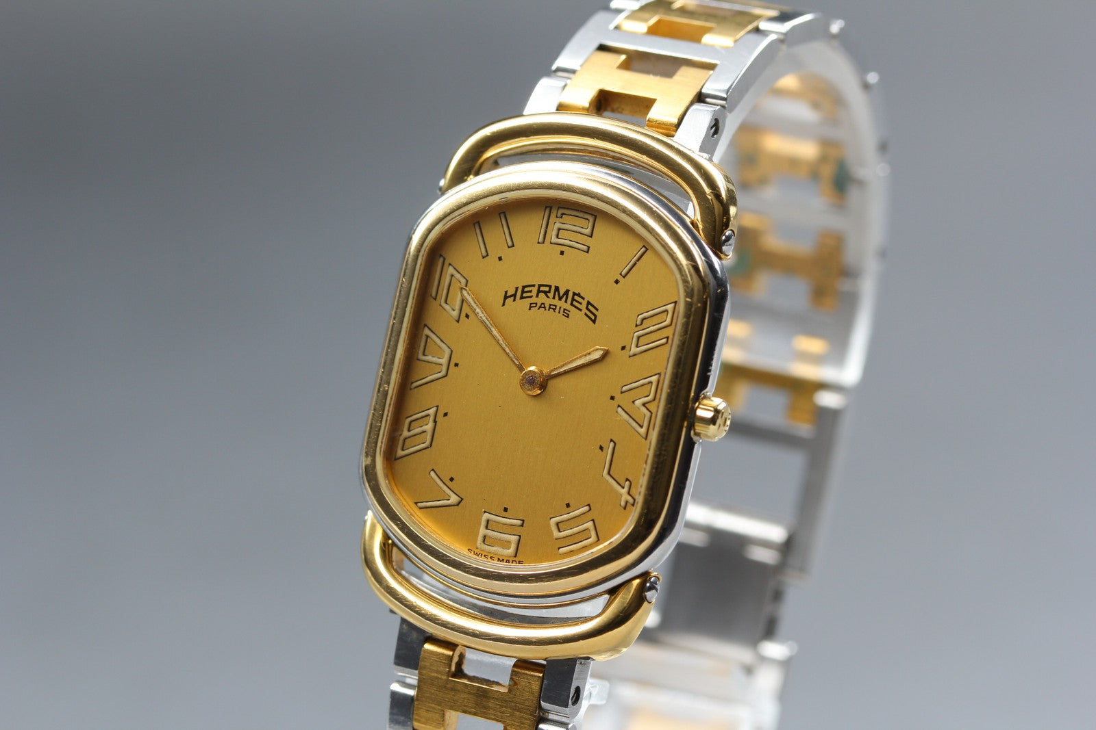 New Batt HERMES Rally RA1.240 Quartz Gold Dial Women's Watch 25mm JAPAN Box