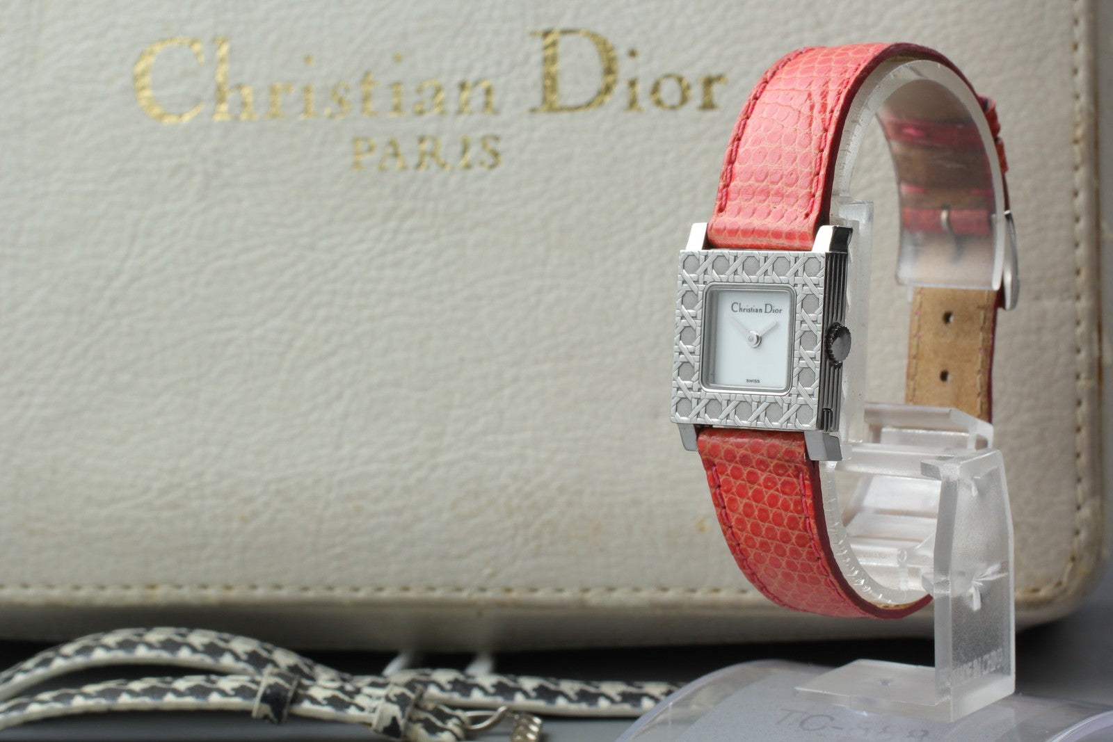 [Exc+5 Box] Christian Dior D60-109 La Parisienne Silver 19mm Women's Qz Watch