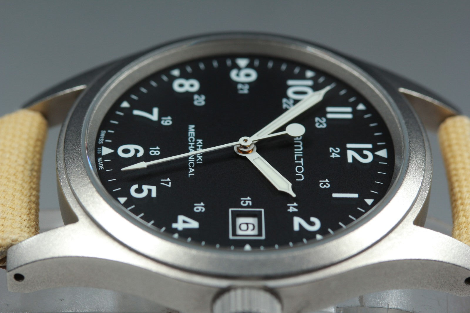 [w/ Box] Hamilton Khaki Field Mechanical H694390 38mm Manual Black Men's Watch