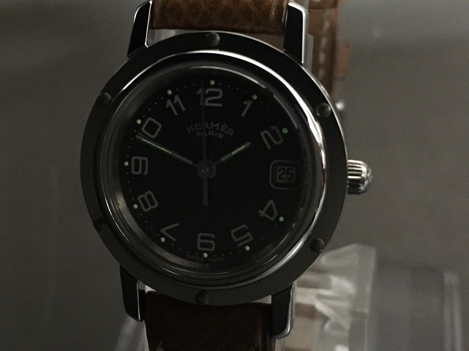 [Near MINT- Box] Hermes Clipper CL4.210 Black Dial 24mm "Z" Woman's Qz Watch