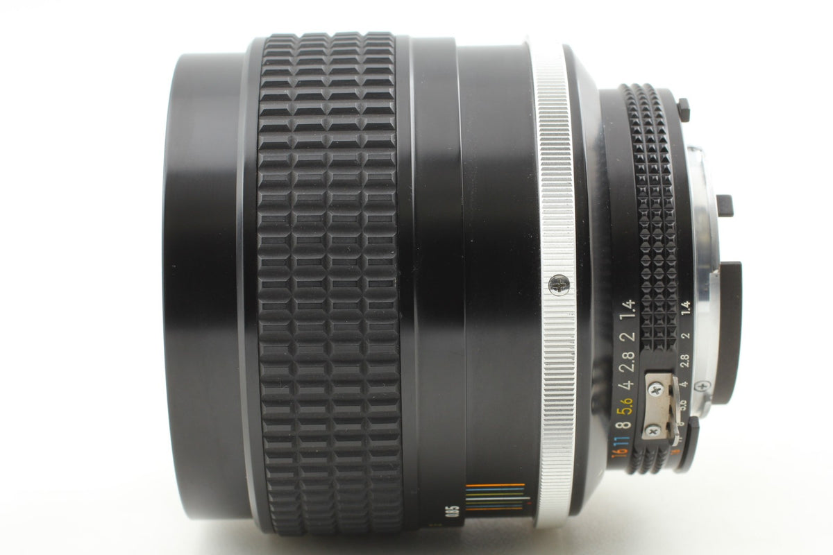 Pro Cleaned [MINT] SIC SN187xxx Nikon Ai-s Ais Nikkor 85mm f1.4 Lens JAPAN