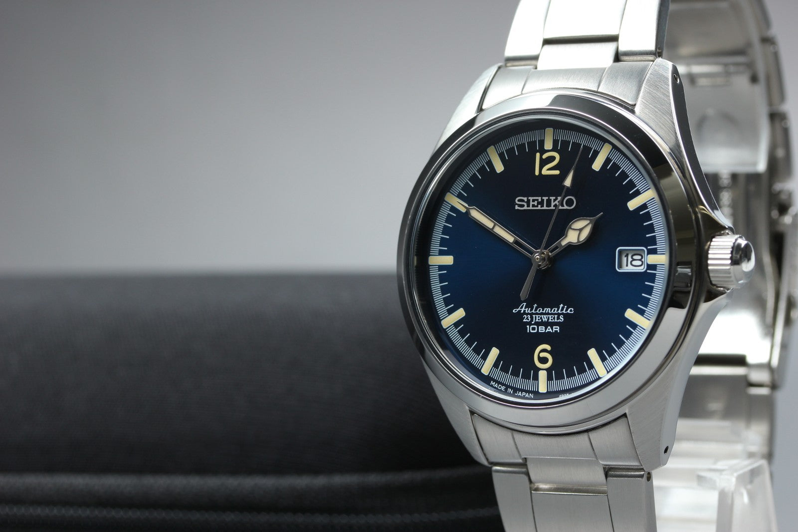 [Limited] SEIKO x TiCTAC 35th Anniversary 4R35-02R0 SZSB028 AT Men's Watch JAPAN
