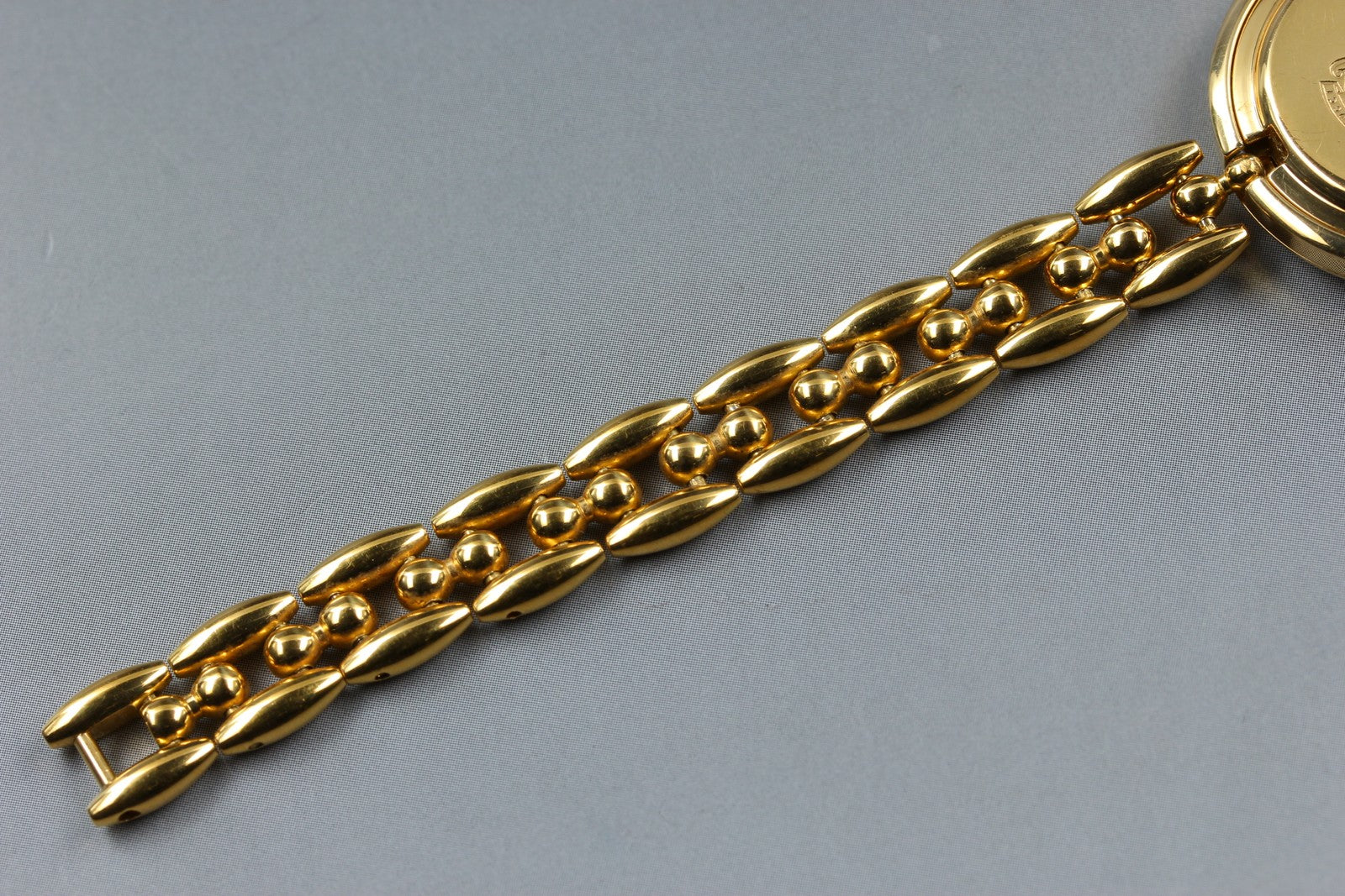 [Overhauled] Gucci Change Bezel 11/12 Gold Bezel 26mm Women's Qz Watch Vintage