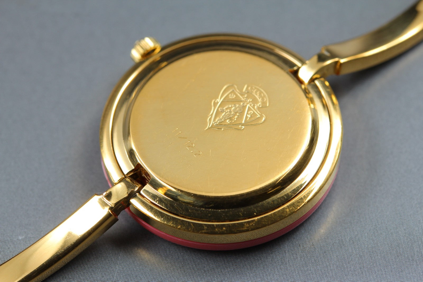 Vintage [S Size] Gucci Change Bezel 11/12.2 Pink Bezel Gold Women's Qz Watch