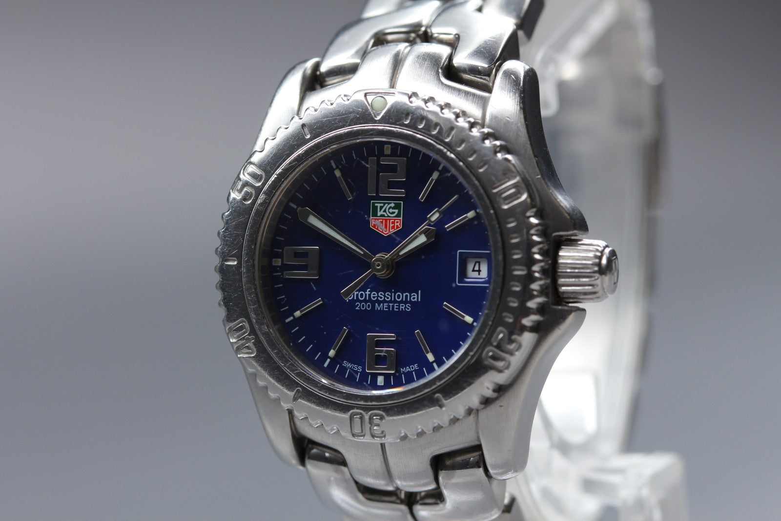 TAG Heuer Professional WT1413 Quartz Blue Dial Women's Watch 26mm JAPAN Box