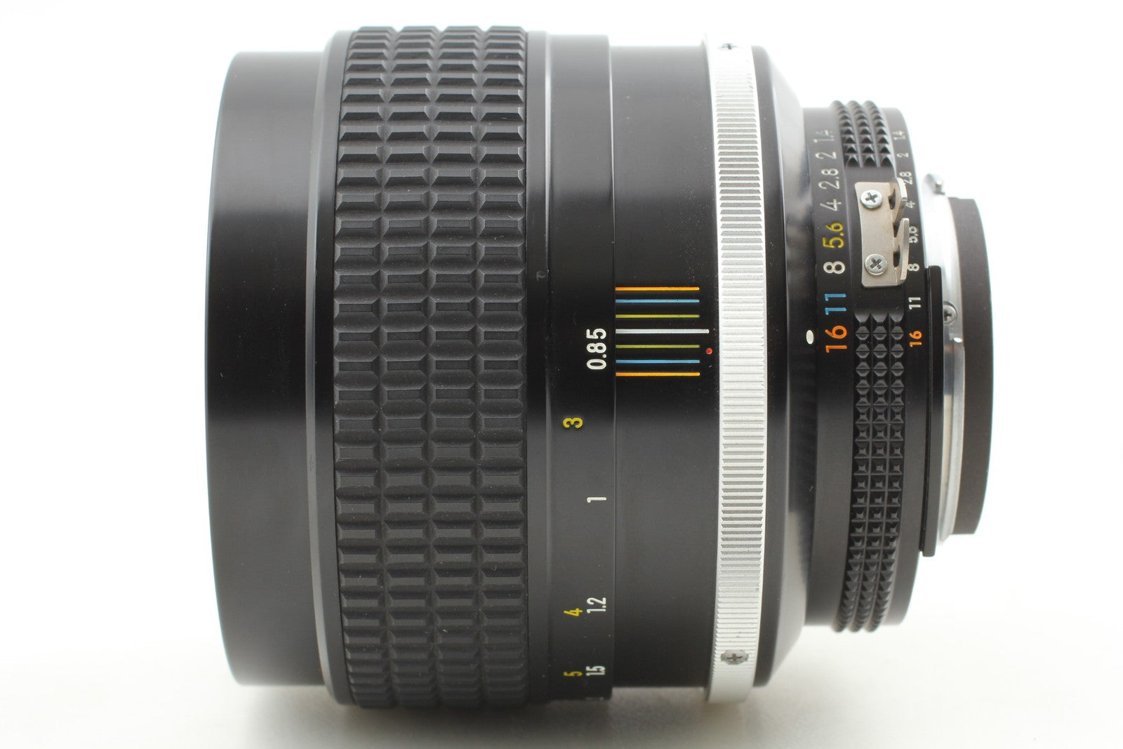 Pro Cleaned [MINT] SIC SN187xxx Nikon Ai-s Ais Nikkor 85mm f1.4 Lens JAPAN