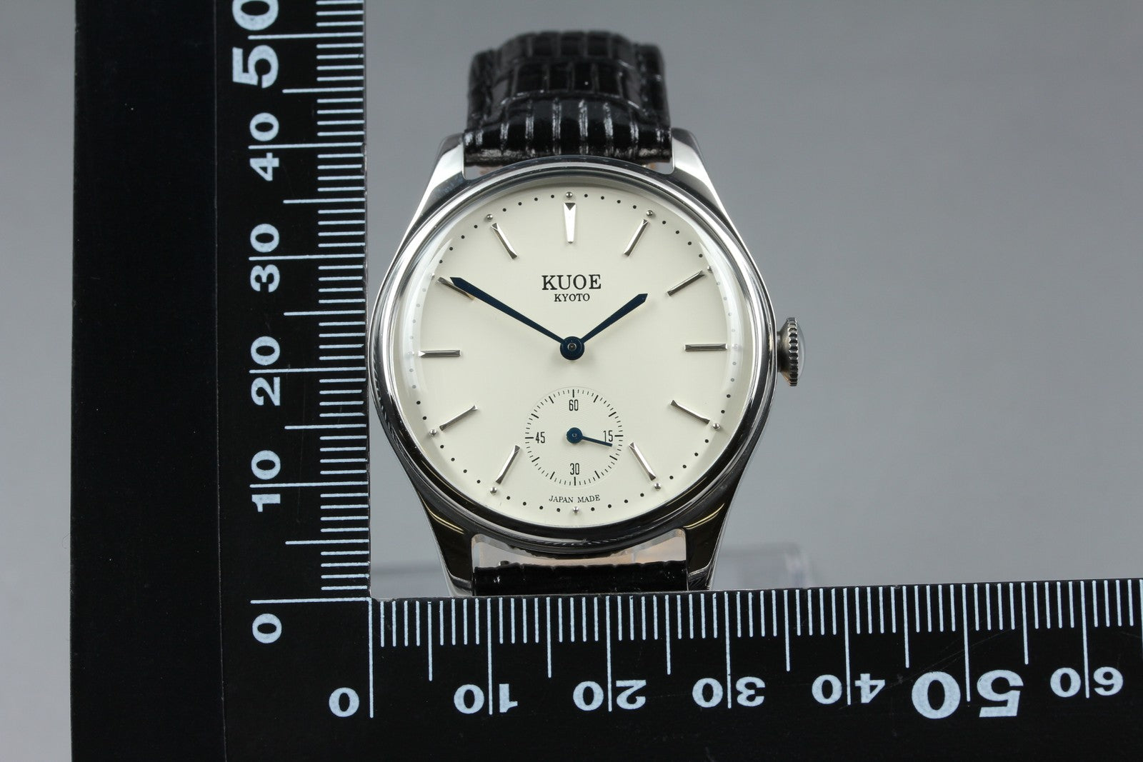 KUOE KYOTO OLD SMITH 90-001 34mm Cream Black Quartz Men's Watch JAPAN [w/Box]