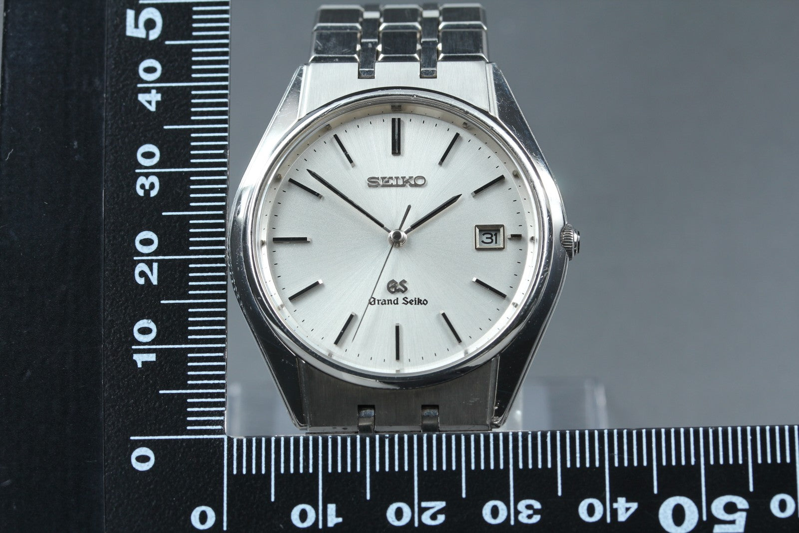 New Batt GRAND SEIKO 9587-8000 SBGS003 Silver Quartz Date Boy's Watch 36mm JAPAN