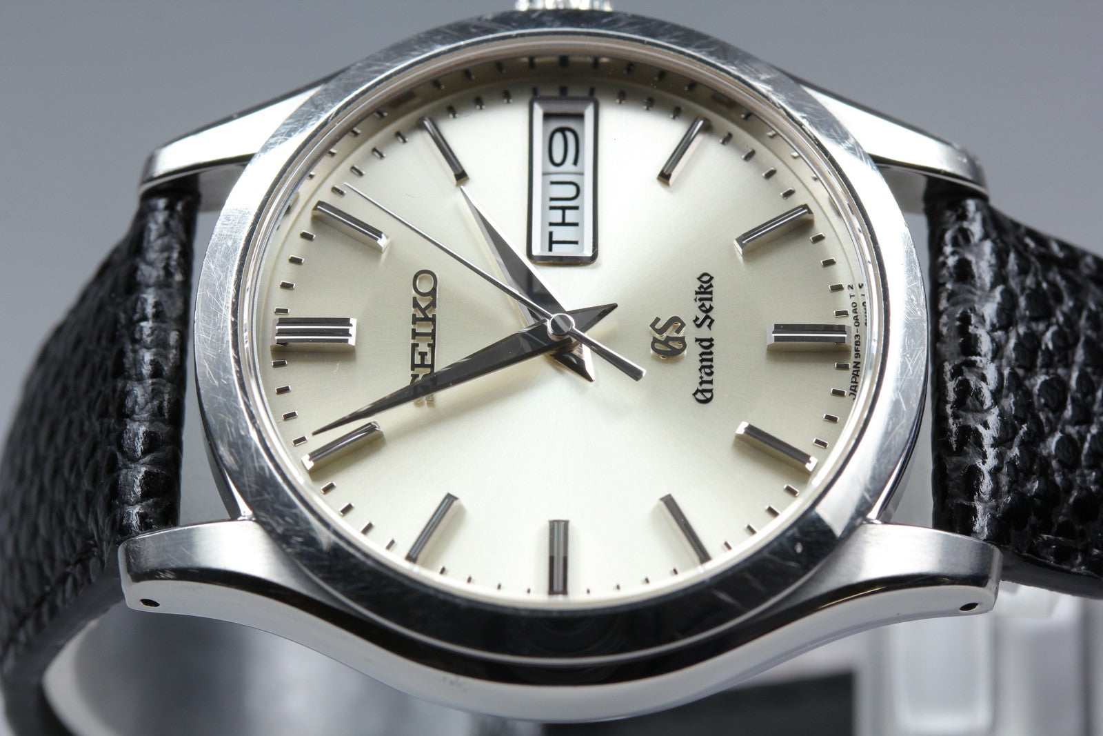 Grand Seiko GS 9F83-0AB0 SBGT015 Champagne 37mm Quartz Men's Watch JAPAN [Box]
