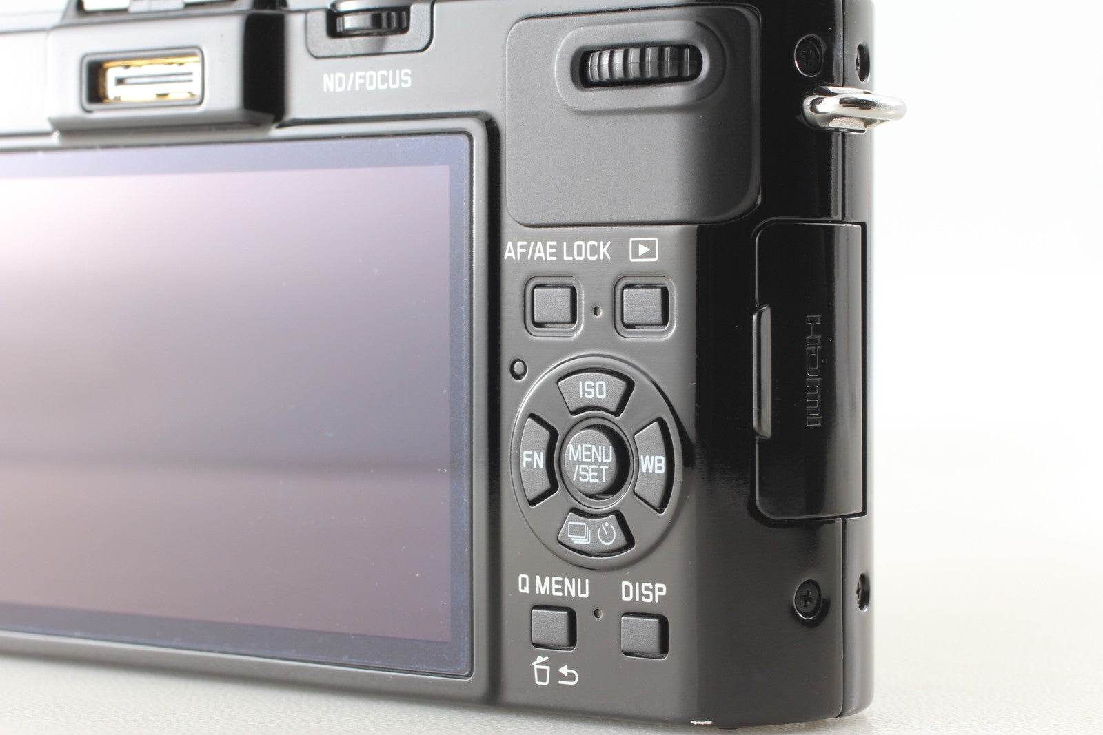 [N MINT w/SD32G] Leica D-LUX 6 18734 10.1 MP Glossy Black Digital Compact Camera