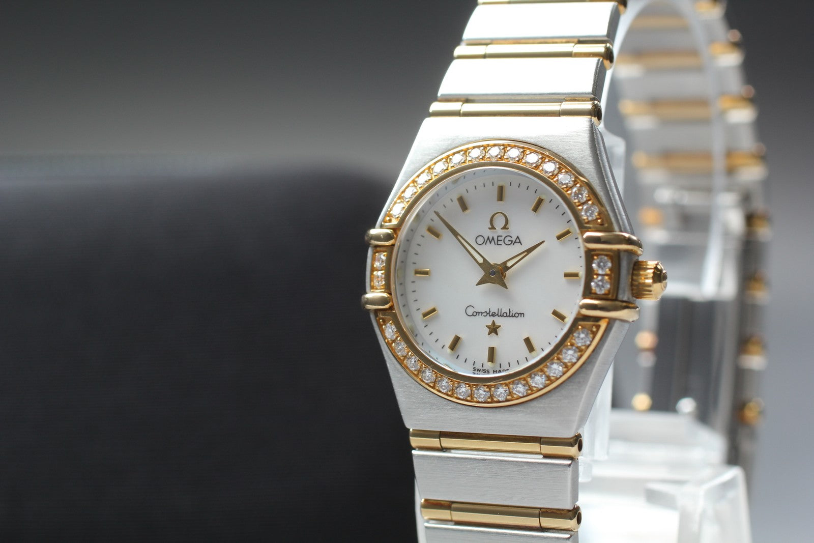 OMEGA Constellation Mini 895.1203 Cal.1456 Diamond 22mm Quartz Womens Watch