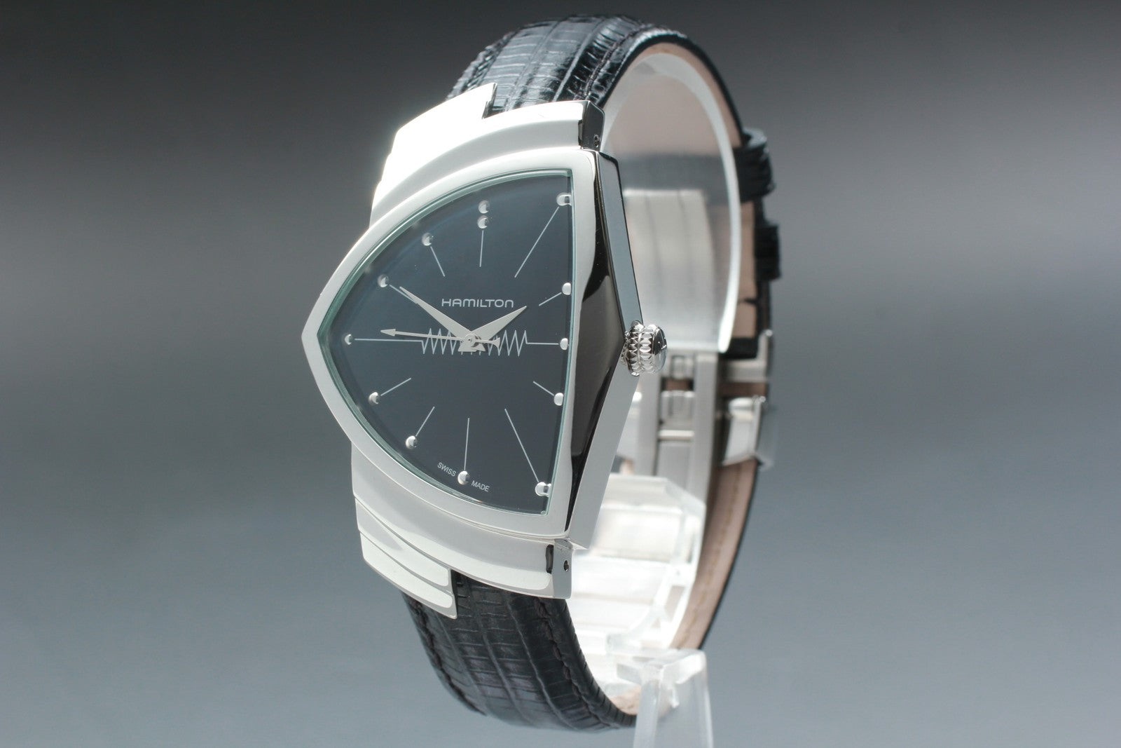 New Batt[N MINT]Box HAMILTON Ventura H244112 Black Men's Quartz Watch 32mm JAPAN